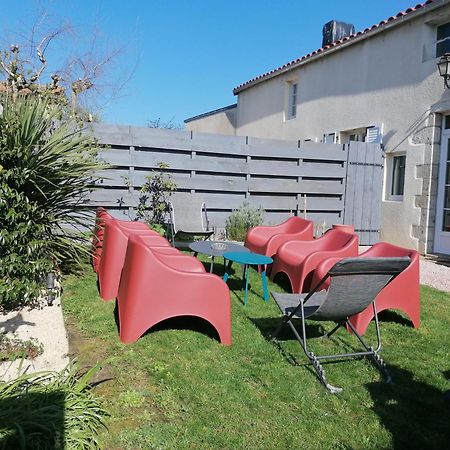 Le Gite Du Fou Logement 8 Pers 13Mn Puy Du Fou Saint-Amand-sur-Sevre Eksteriør bilde